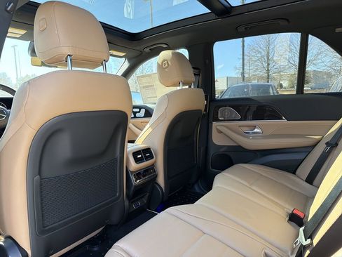 New 2026 Mercedes-Benz GLE 450 4MATIC image 13
