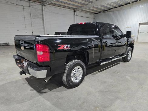 Used 2008 Chevrolet Silverado 2500 LTZ w/ Suspension Package, Off-Road AWD/4WD image 13