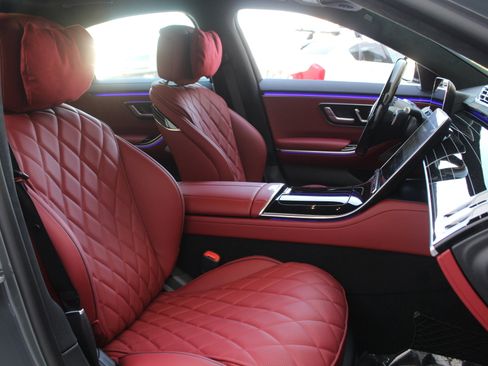 New 2025 Mercedes-Benz S 580 4MATIC Sedan image 22