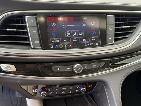 Used 2023 Buick Enclave Avenir w/ Avenir Technology Package AWD/4WD image 20