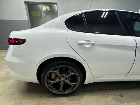 Used 2021 Alfa Romeo Giulia Ti Sport AWD/4WD image 3