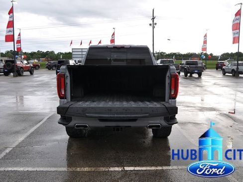 Used 2024 GMC Sierra 1500 AT4 w/ Technology Package AWD/4WD image 22