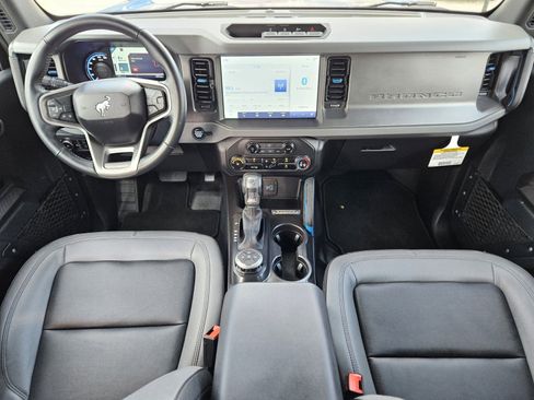 Certified 2024 Ford Bronco Black Diamond image 13