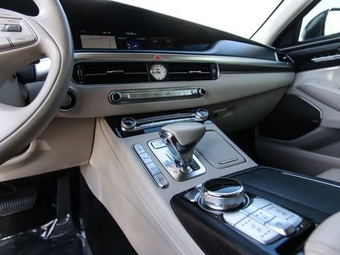 Used 2020 Genesis G90 3.3T Premium AWD/4WD image 12