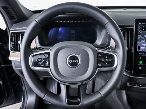 Used 2026 Volvo XC90 B6 Plus w/ Protection Package Premier image 11