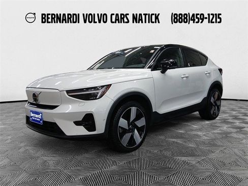 Certified 2022 Volvo C40 P8 Recharge Ultimate image 1