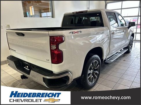 Certified 2022 Chevrolet Silverado 1500 LT w/ All Star Edition Plus image 4