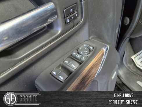 Used 2020 Chevrolet Silverado 2500 High Country w/ Safety Package II AWD/4WD image 12