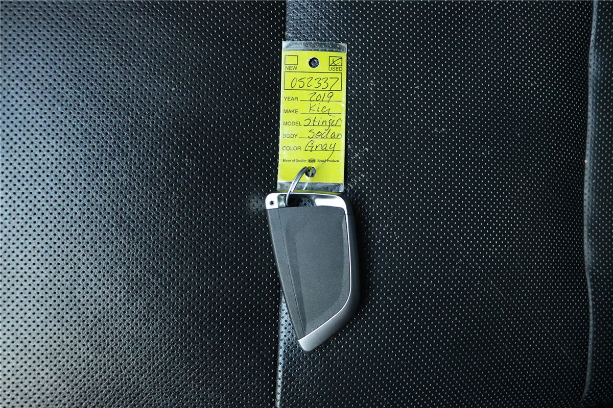 Used 2019 Kia Stinger RWD image 45