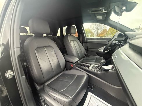 Used 2021 Audi Q3 2.0T Premium w/ Convenience Package image 14