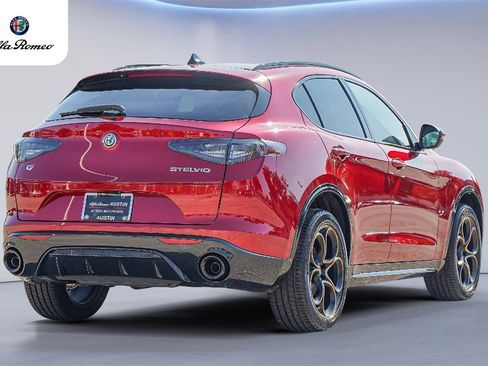 New 2025 Alfa Romeo Stelvio Sprint image 5