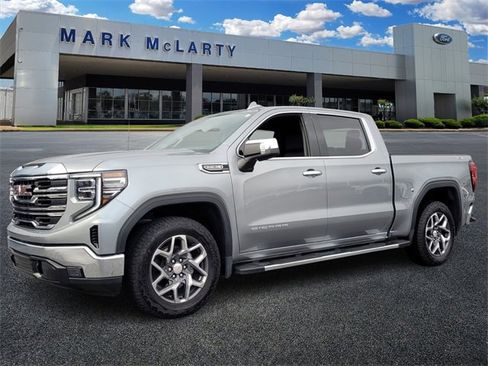 Used 2023 GMC Sierra 1500 SLT w/ SLT Premium Package image 7