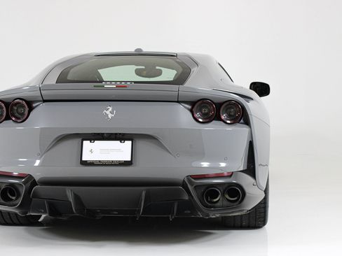 Used 2019 Ferrari 812 Superfast RWD image 20