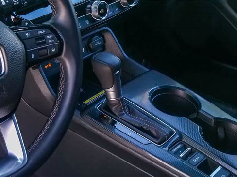 Used 2024 Honda Civic Sport Touring image 18