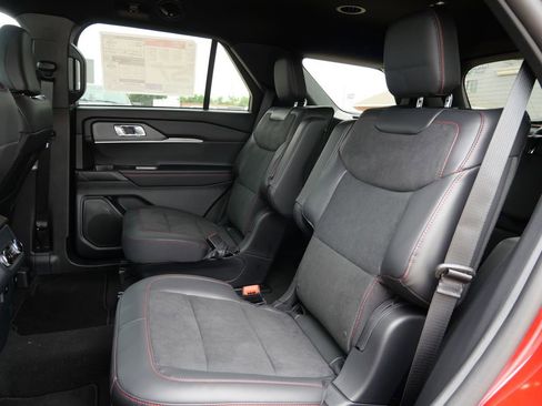 New 2026 Ford Explorer ST AWD/4WD image 15