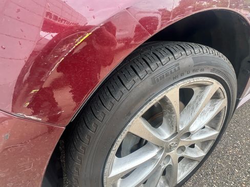 Used 2013 Toyota Avalon XLE Touring FWD image 2