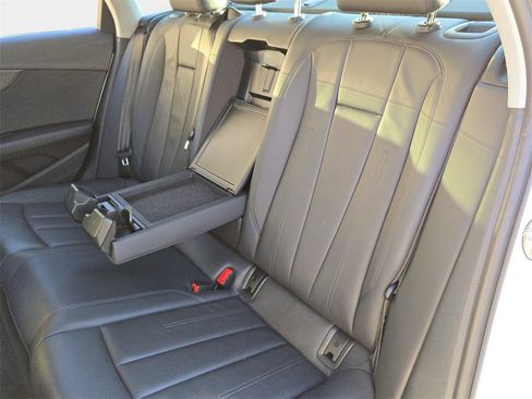 Used 2019 Audi A4 2.0T Premium image 17