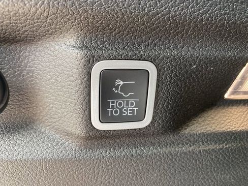 New 2025 Jeep Grand Cherokee L Altitude AWD/4WD image 20