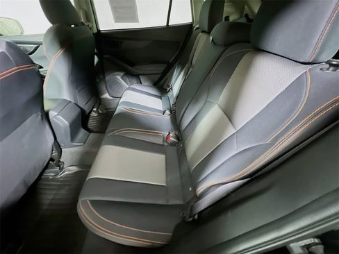 Used 2022 Subaru Crosstrek 2.0i Premium w/ Moonroof Package image 22