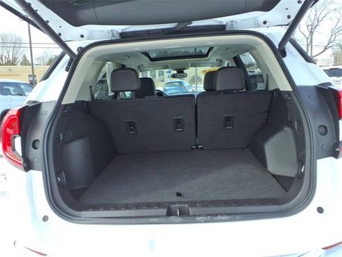 Used 2022 GMC Terrain Denali w/ Denali Premium Package image 15