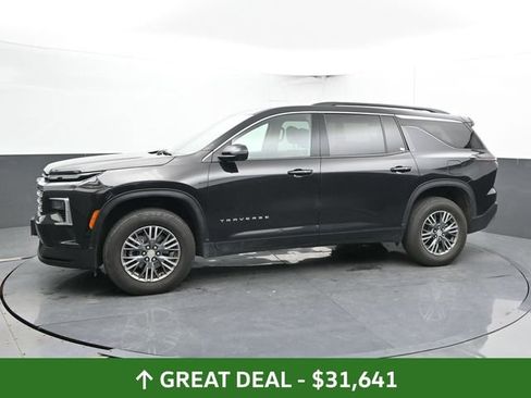 Used 2024 Chevrolet Traverse LT FWD image 9