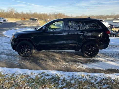 Used 2021 Jeep Grand Cherokee Laredo X image 8