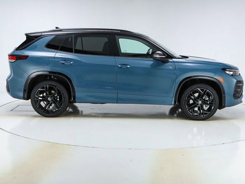 New 2026 Volkswagen Tiguan SE R-Line image 10