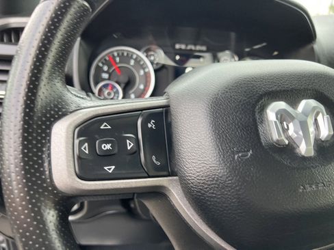 Used 2024 RAM 2500 Tradesman w/ Chrome Appearance Group image 18