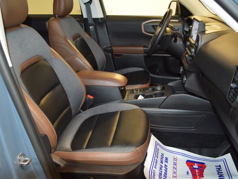 Used 2024 Ford Bronco Sport Outer Banks w/ Tech Package image 11