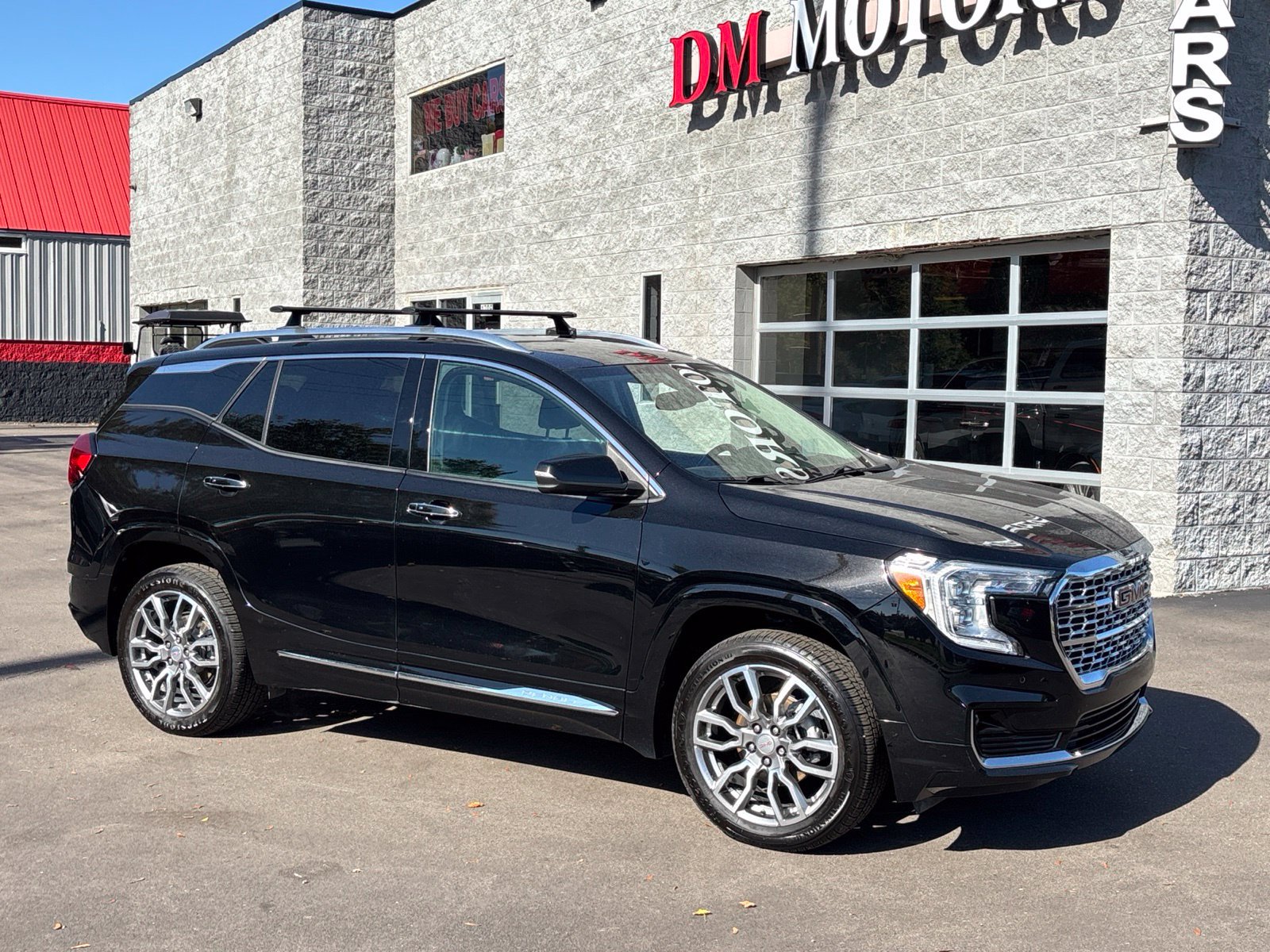 Used 2022 GMC Terrain Denali AWD/4WD image 1