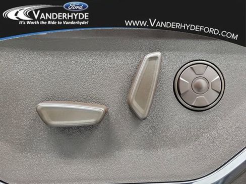 New 2026 Ford F350 King Ranch w/ Chrome Package image 20