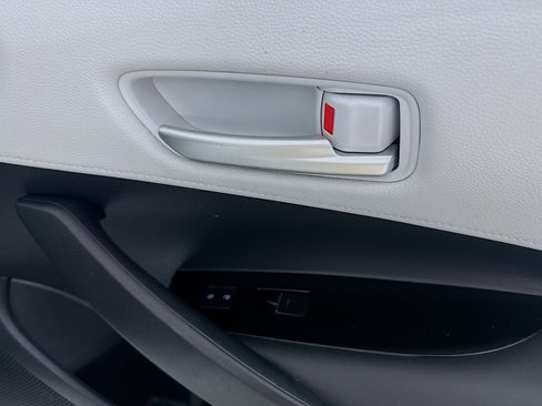 Used 2021 Toyota Corolla SE image 31