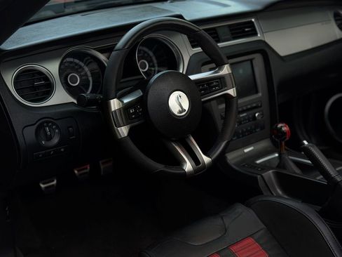 Used 2013 Ford Mustang Shelby GT500 image 22