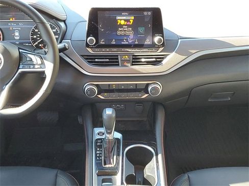 Certified 2025 Nissan Altima 2.5 SR image 31