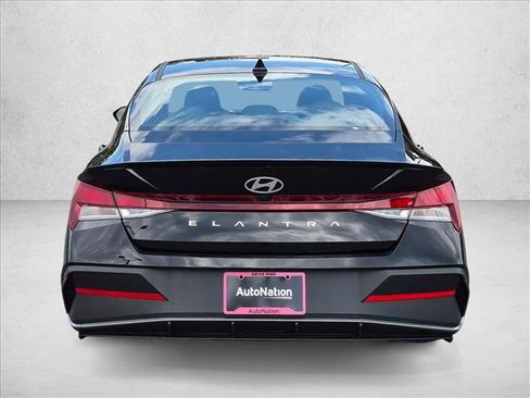 New 2026 Hyundai Elantra Sport FWD image 5