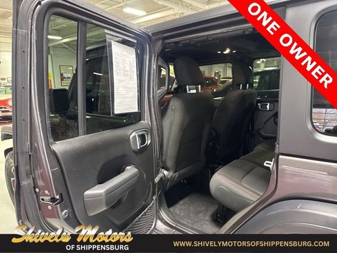 Certified 2023 Jeep Wrangler Rubicon image 24