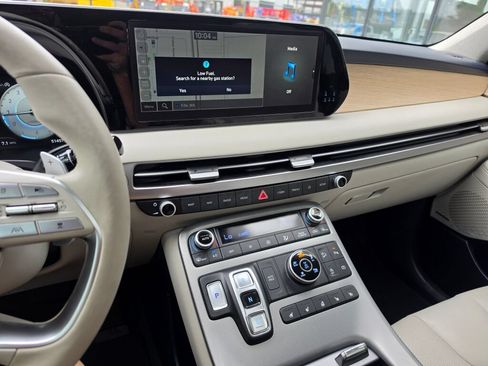 Used 2023 Hyundai Palisade Limited AWD/4WD image 29
