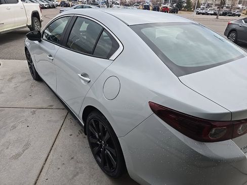 Used 2024 MAZDA MAZDA3 s image 4