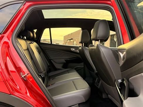 Used 2024 Volkswagen ID.4 Pro S RWD image 14