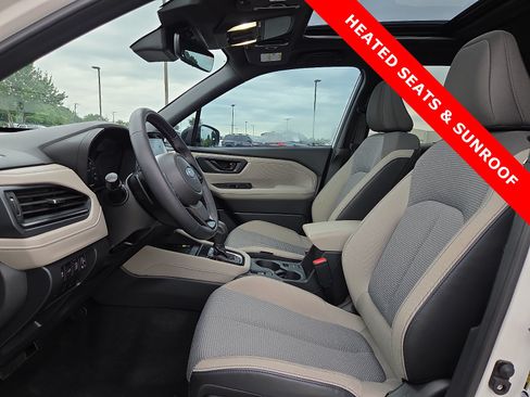 Used 2025 Subaru Forester Premium AWD/4WD image 15