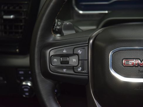 Used 2024 GMC Sierra 1500 AT4 w/ Technology Package AWD/4WD image 37