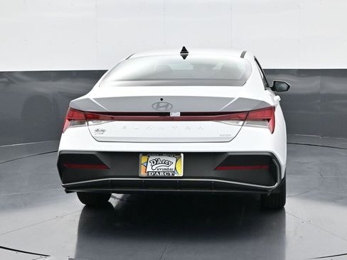 New 2025 Hyundai Elantra Blue image 6