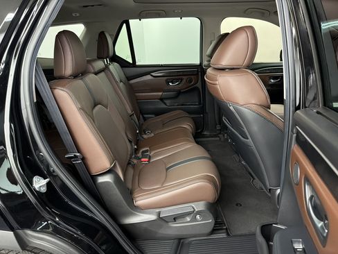 Certified 2025 Honda Pilot Elite image 31