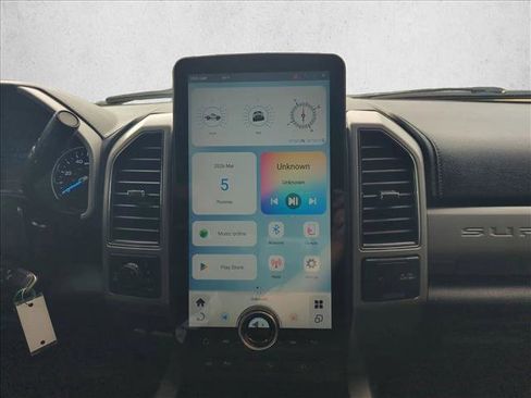 Used 2019 Ford F250 Lariat w/ Lariat Value Package image 11