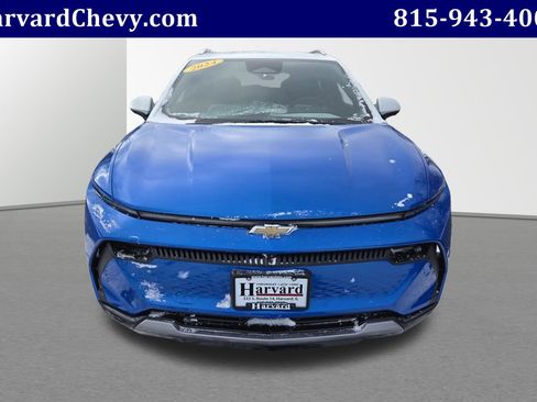 Used 2024 Chevrolet Equinox EV LT image 2