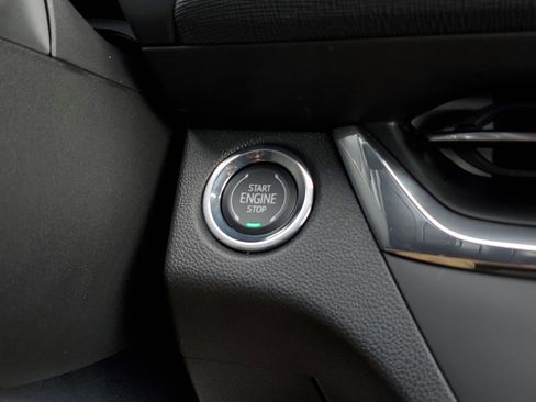 New 2025 Buick Envista Preferred image 31