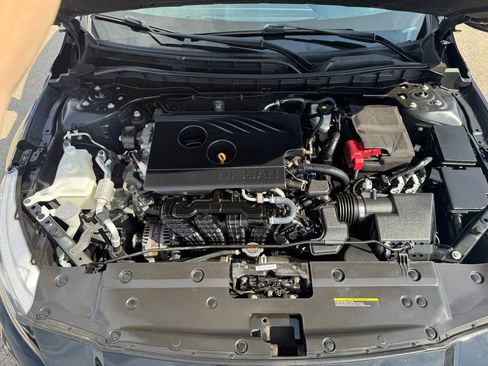 Used 2020 Nissan Altima 2.5 S FWD image 9