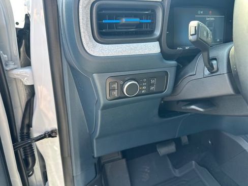 New 2025 Ford Maverick XLT w/ XLT Luxury Package image 22