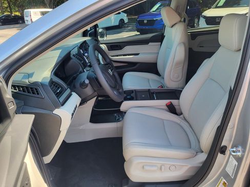 New 2026 Honda Odyssey EX-L image 12