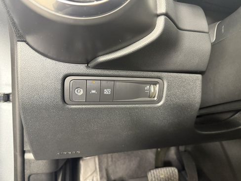 Used 2026 Chevrolet Equinox EV LT FWD image 20